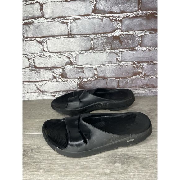 OOFOS OOAHH Black Recovery Rubber Comfort Slides Sandals Men Sz 44EU/11M US